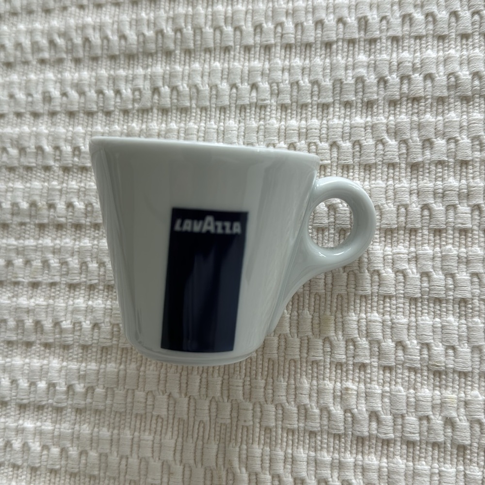 Lavazza Tazza Espresso Blu Collec porcelain cups. 2oz 6 cups Made in Italy NEW